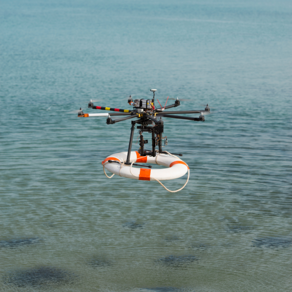 drones que transforman la vigilancia marítima assemblair